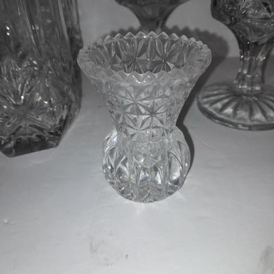 Set of 4 drinking glasses with 4 wine glasses