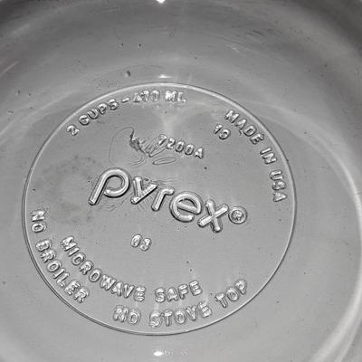 Seven Glass Pyrex bowls