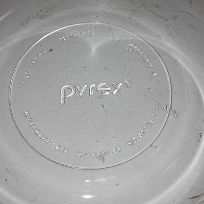 Seven Glass Pyrex bowls