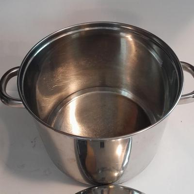 Three stainless steel Kitchen Pots with lids