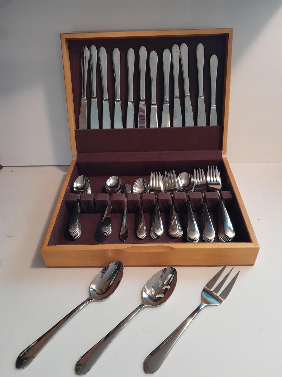 Reed & Barton Blake (Glossy) Stainless Steel Flatware – CHOICE Listing – Forks, Knives, Spoons – You Pick
