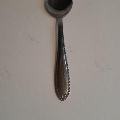 Oneida, Cambridge,Northland Royal Norfolk 18/0 Stainless Steel Flatware Replacement silverware