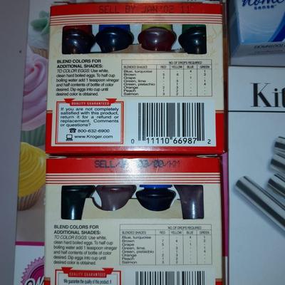 Cake adecorating kits, food coloring, and flavoring