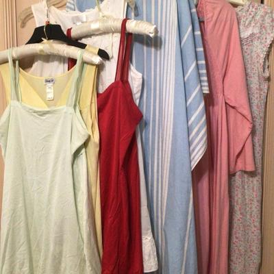 076 Nightgown Caftan Lot Lord & Taylor