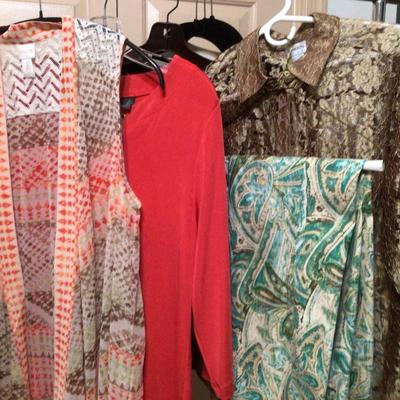 098 Chicoâ€™s & Travelers Lot SZ 2
