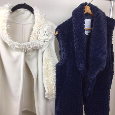 192 Womenâ€™s Vest Lot Medium