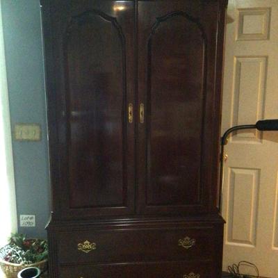 1317 Large Mahogany Knob Creek Wardrobe