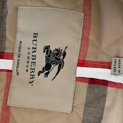 DESIGNER FASHION BURBERRY