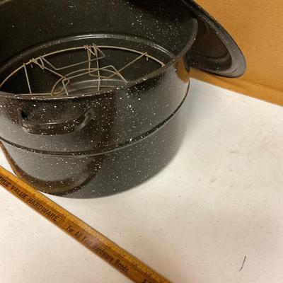 Large Canning With Jar Rack And Lid
