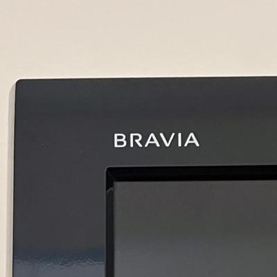 SONY ~ Bravia ~ LCD Digital Color TV