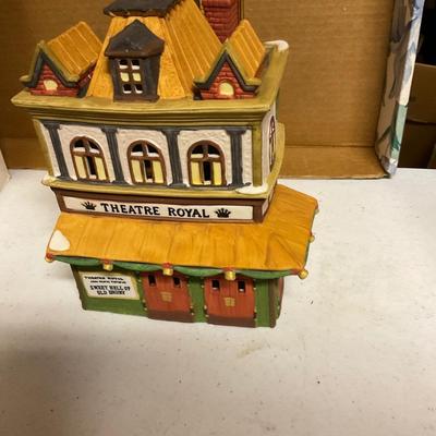 Department 56 â€œTHEATER ROYALâ€
