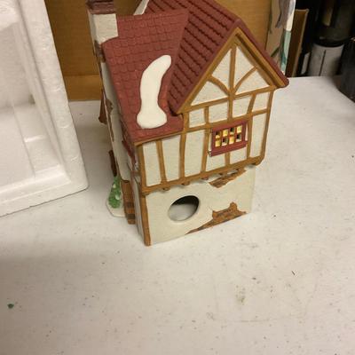 Department 56 â€œBUMPSTEAD NYE CLOAKS AND CANEâ€