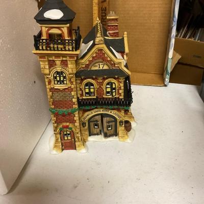 Department 56 â€œASHWICK LANE HOSE AND LADDERâ€