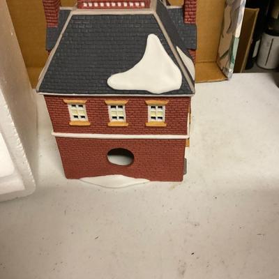 Department 56 â€œBOARDING AND LODGING SCHOOLâ€