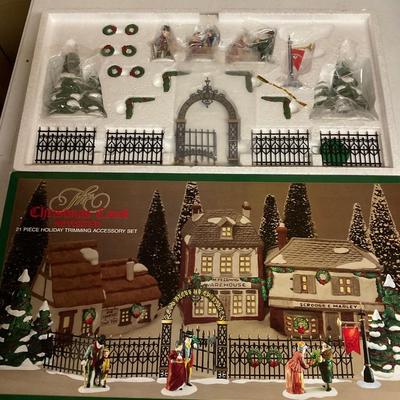 Department 56 21 PIECE HOLIDAY TRIMMING ACCESSORY SET