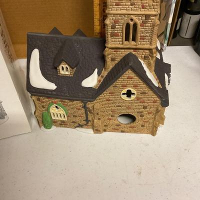 Department 56 â€œKNOTTINGHILL CHURCHâ€