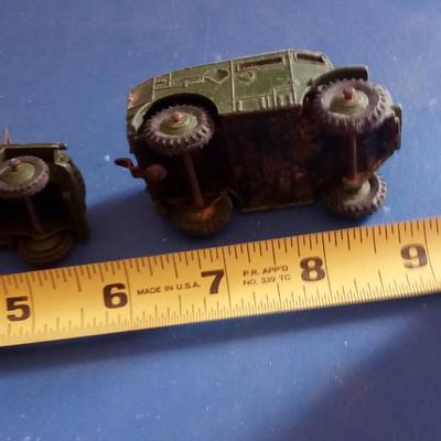 LOT 124  TWO MILITARY DINKY VEHICLES