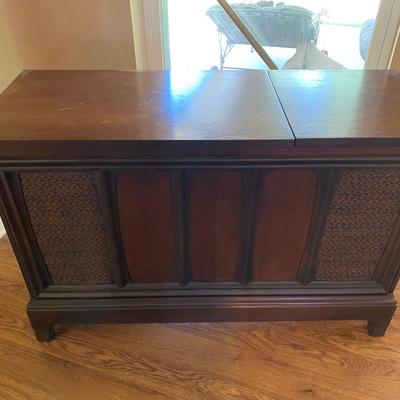 Vintage Mid-Century Modern General Electric Stereo Star console phonograph & radio