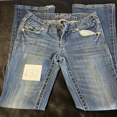 Jeans