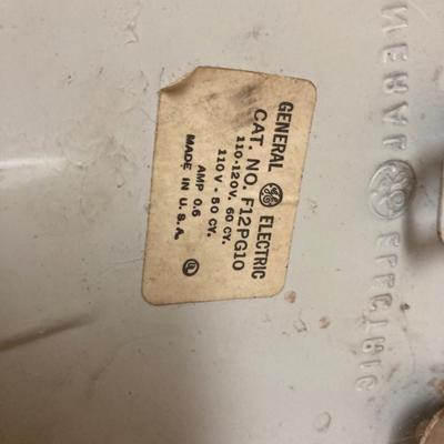 Vintage General Electric Oscillating Table Fan