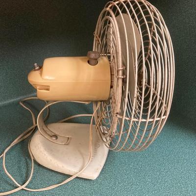 Vintage General Electric Oscillating Table Fan