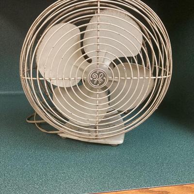 Vintage General Electric Oscillating Table Fan