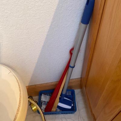 Rolling Stool, Back Scratcher, Duster And Long Handle Shoehorn