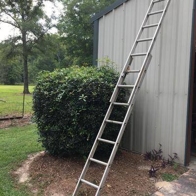 12 FT Aluminum Extension ladder