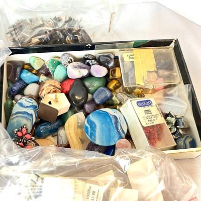 1242 Lot of Jewelry Making Glass Beads