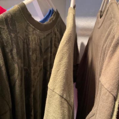 21 T-SHIRTS LARGE