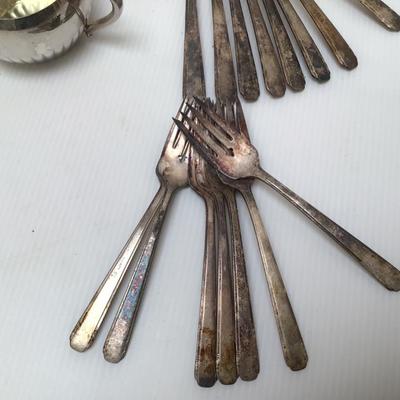 993 Silver Plate Cream & Sugar with Forks