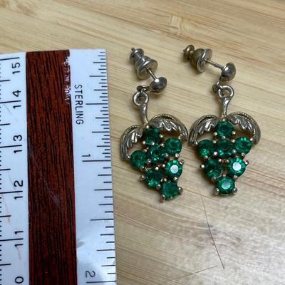 Pair of Green Rhinestone Grape Bunch Dangle Drop Earrings