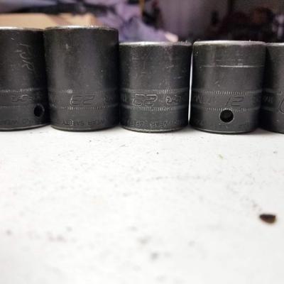 Snap-On Sockets