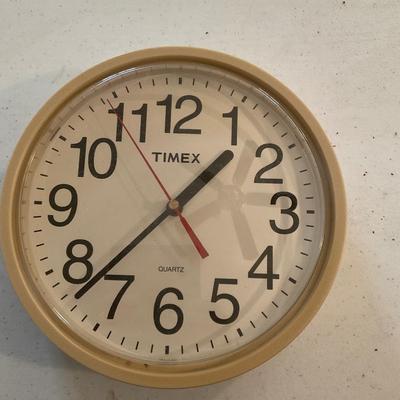 Times Quartz Clock