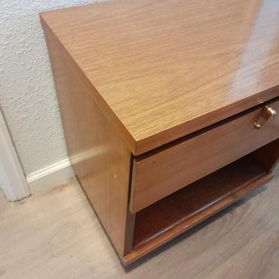 Small one drawer nightstand