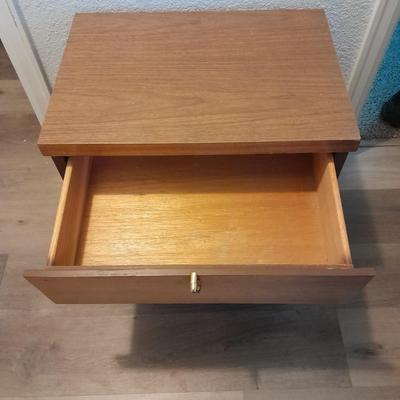 Small one drawer nightstand