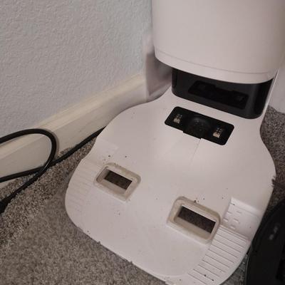 Yeedi vac Station Robot Vacuum with self-empty station