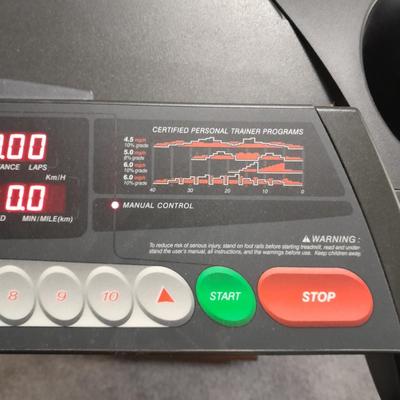 Nice Pro-Form Crosswalk Advanced 525x Treadmill Folding Spacesaver! Like new!