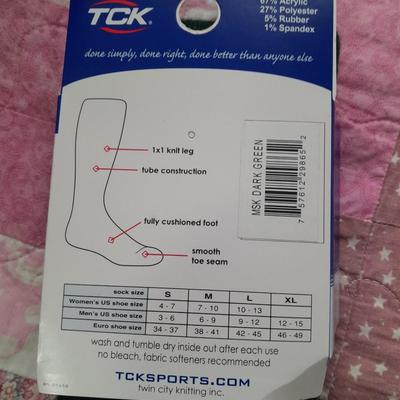 Package of Men's L/G New Briefs and 2 packs of new socks