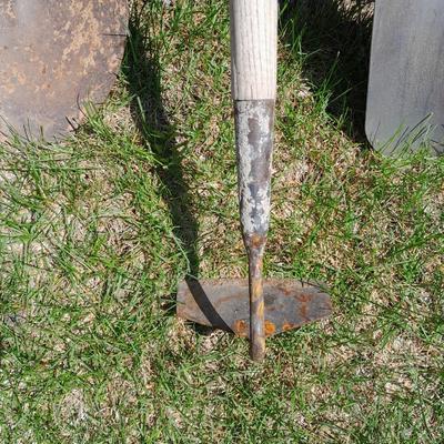 Hand tools, Shovel, a hoe and a spade shovel