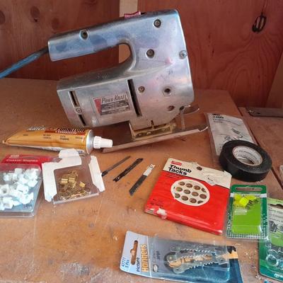 Wards Powr-Kraft sabre saw with extra blades and more