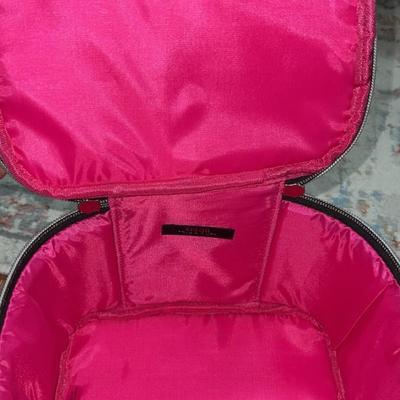 makeup or storage bag