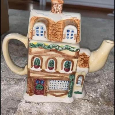 cardinal whimisical collectible villager christmas bakery teapot