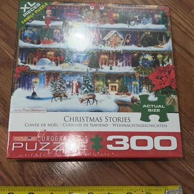 300 piece christmas stories puzzle