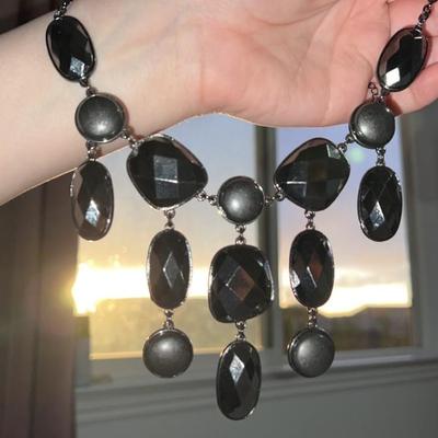 dangly necklace