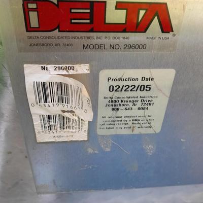 Delta Diamond plate chrome truck box with key