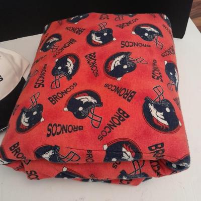 Signed Bronco's Hat a Bronco's Throw blanket and a hat form Not personalised