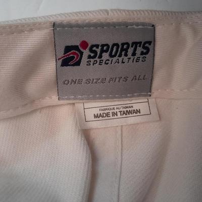 Signed Bronco's Hat a Bronco's Throw blanket and a hat form Not personalised