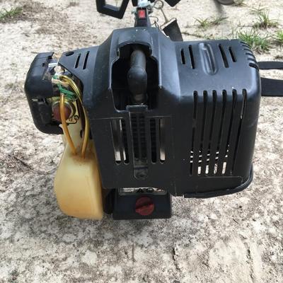 Troy-Bilt weed eater & edger, model TB475SS, NEEDS FUEL TANK & PRIMER BULB