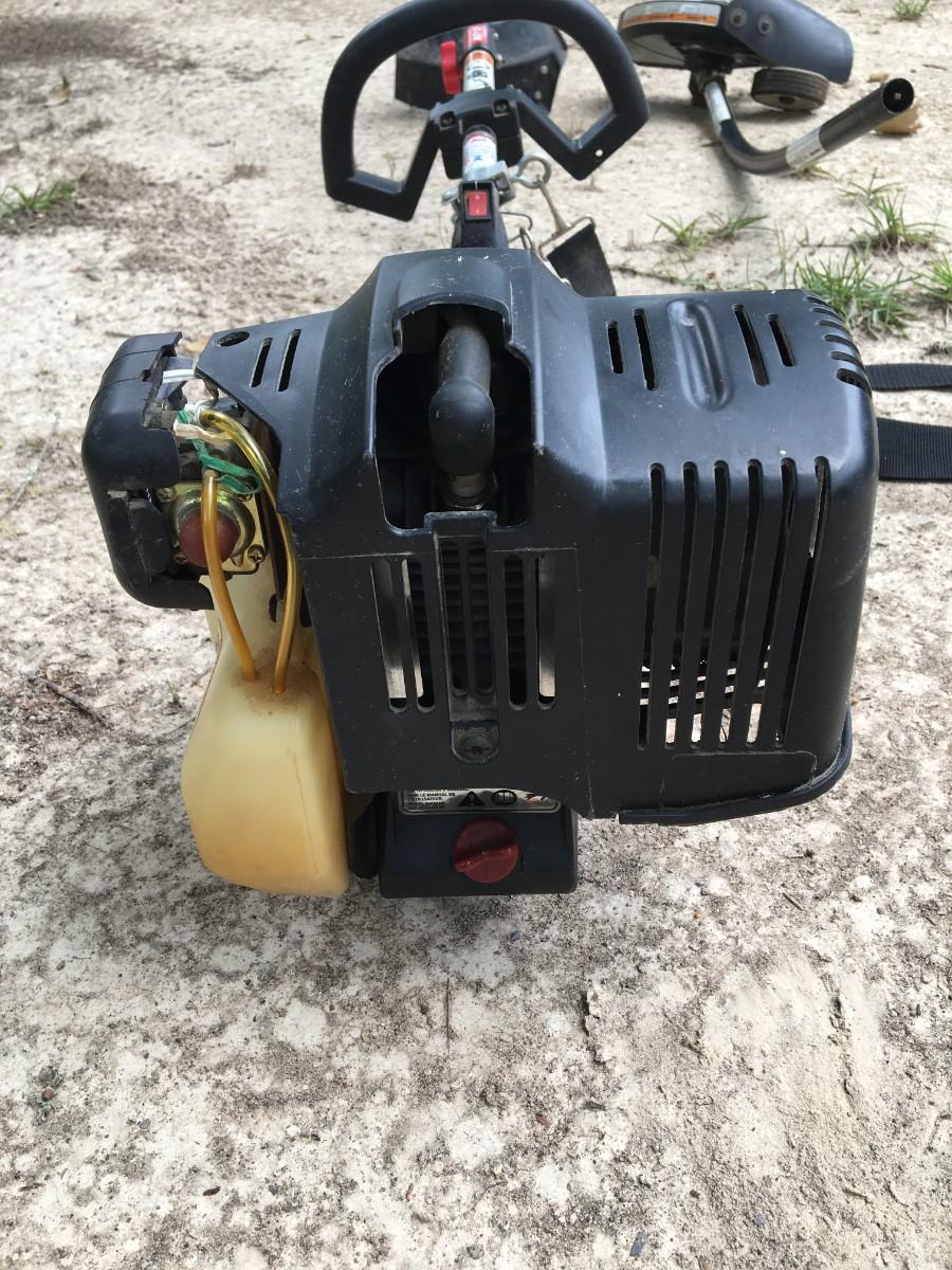 TroyBilt weed eater & edger, model TB475SS, NEEDS FUEL TANK & PRIMER